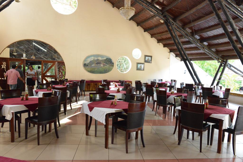 Morogoro Hotel Esterno foto