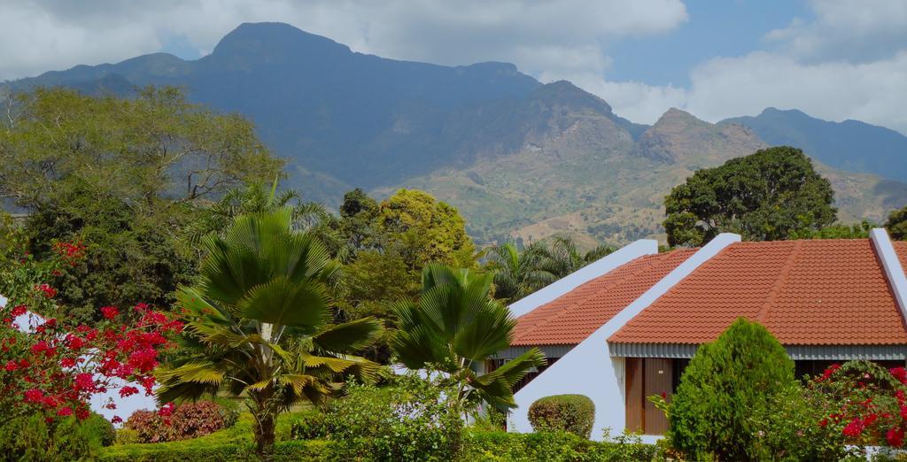 Morogoro Hotel Esterno foto