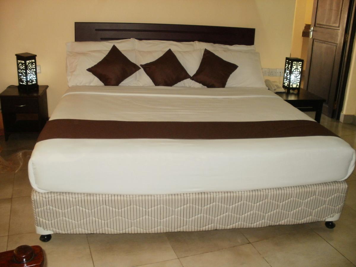 Morogoro Hotel Esterno foto